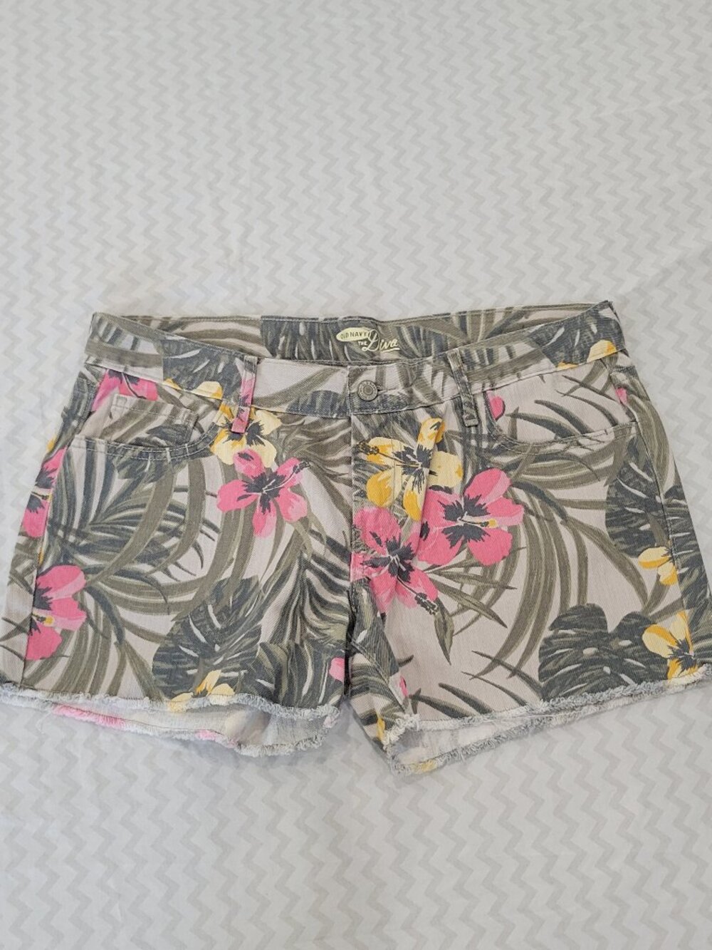 Old Navy Tropical Demi Shorts